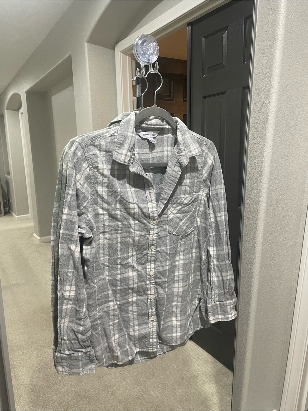 Old Navy Gray Plaid Button-Up Shirt Jacket